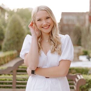 Meet your Posher, Courtney